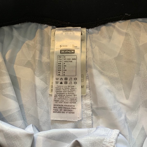 Athletic Shorts Patterned. - Picture 4 of 4